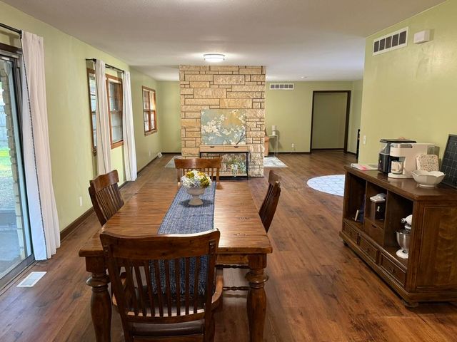 1019 N Chipper Lane, Wichita, KS 67212