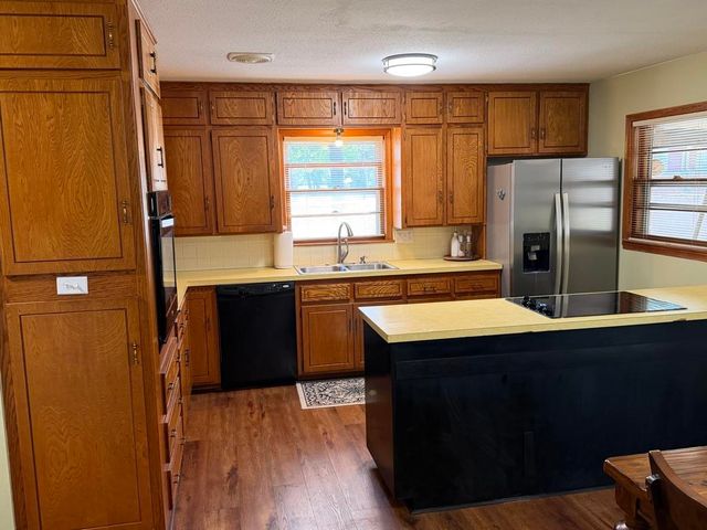 1019 N Chipper Lane, Wichita, KS 67212