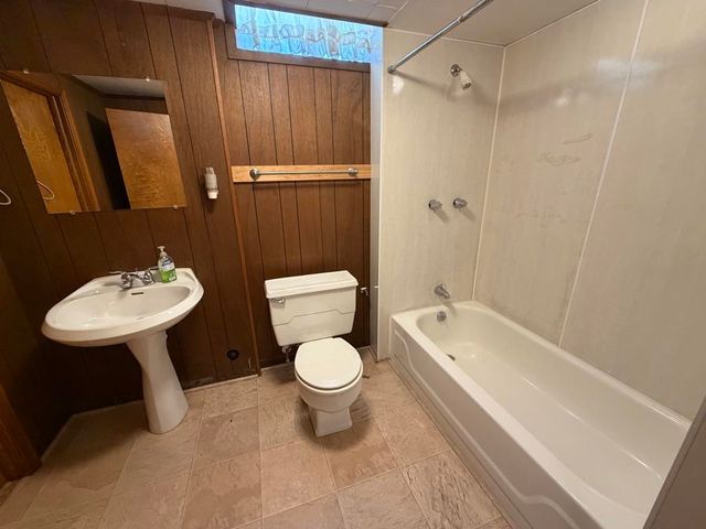 1019 N Chipper Lane, Wichita, KS 67212