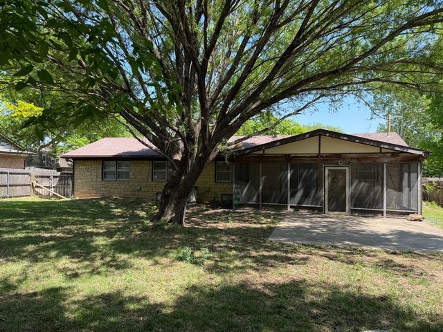 1019 N Chipper Lane, Wichita, KS 67212