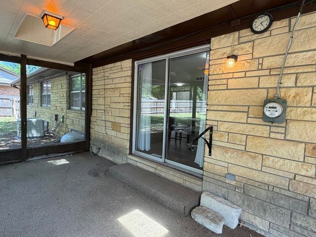 1019 N Chipper Lane, Wichita, KS 67212