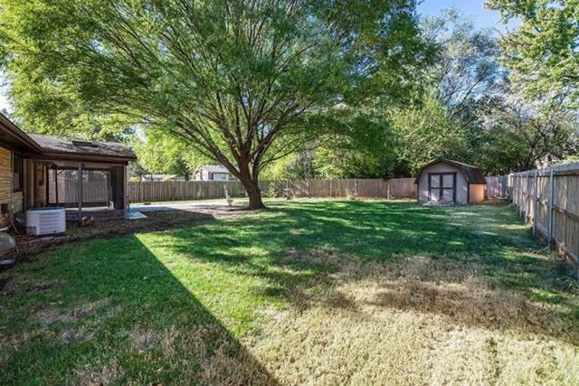 1019 N Chipper Lane, Wichita, KS 67212