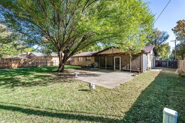 1019 N Chipper Lane, Wichita, KS 67212