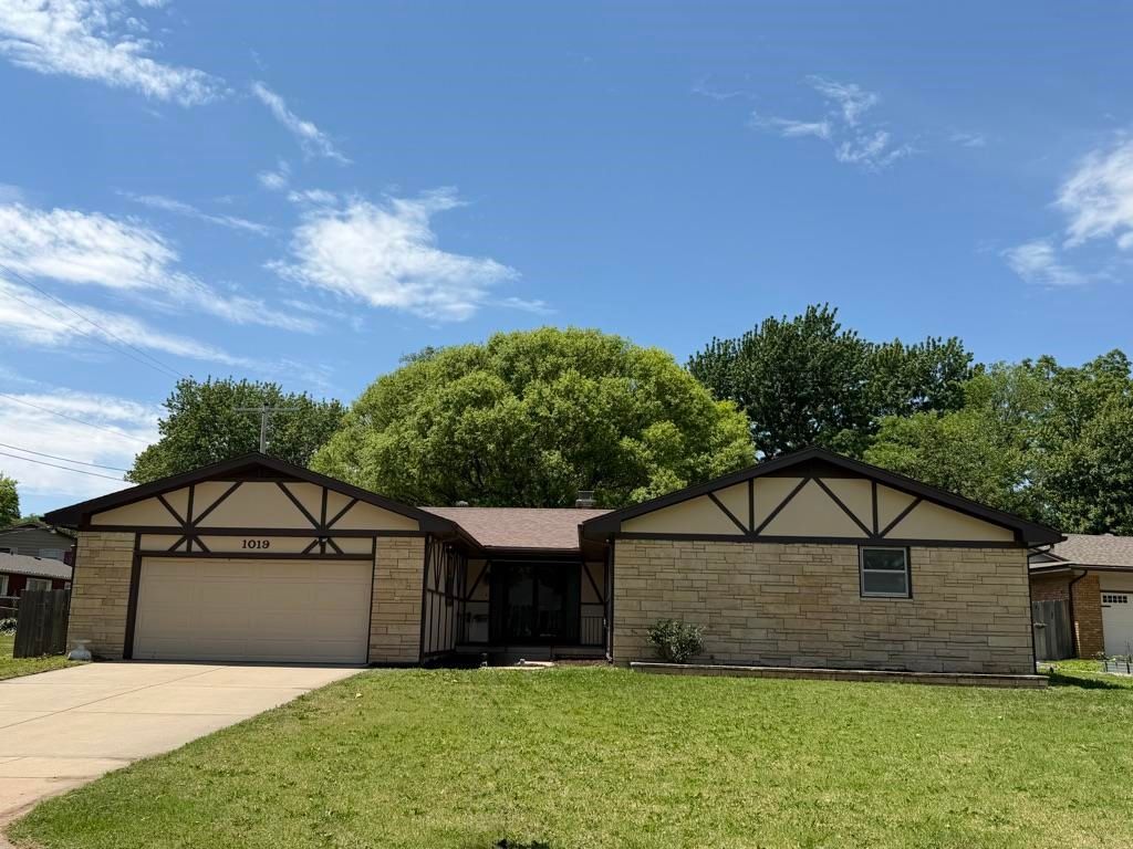 1019 N Chipper Lane, Wichita, KS 67212