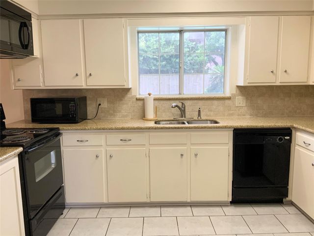 5101 Arrowhead Drive, Baytown, TX 77521
