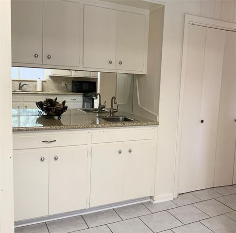 5101 Arrowhead Drive, Baytown, TX 77521