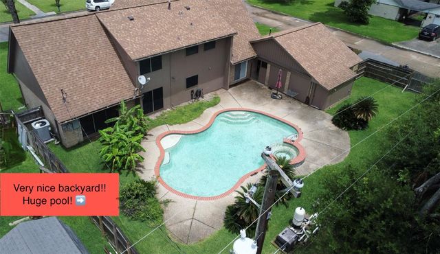 5101 Arrowhead Drive, Baytown, TX 77521