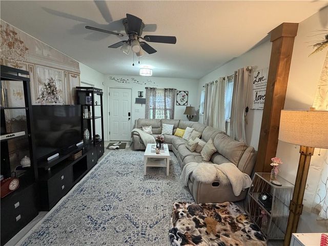 2816 N 21st Street, Kansas City, KS 66104