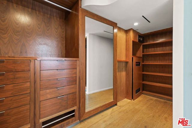 1719 Appian Way 5, Santa Monica, CA 90401