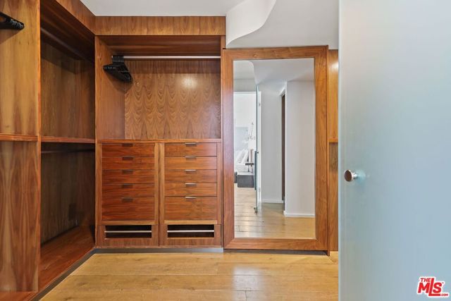 1719 Appian Way 5, Santa Monica, CA 90401