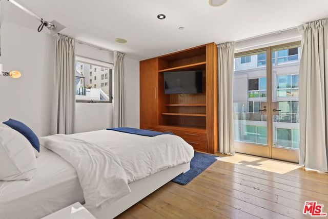 1719 Appian Way 5, Santa Monica, CA 90401