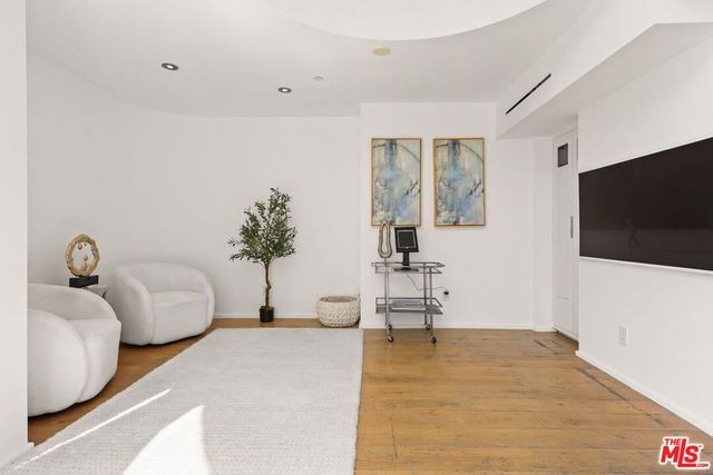 1719 Appian Way 5, Santa Monica, CA 90401