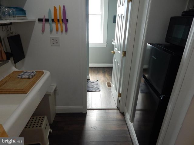 1002 FAWN ST, Baltimore, MD 21202