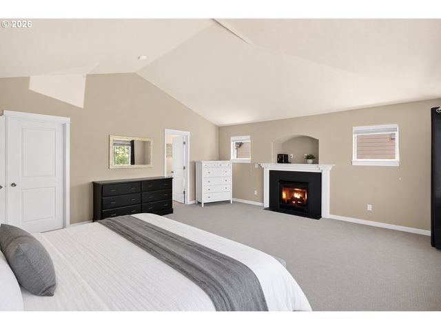 15213 Se PEBBLE BEACH Dr, Happy Valley, OR 97086