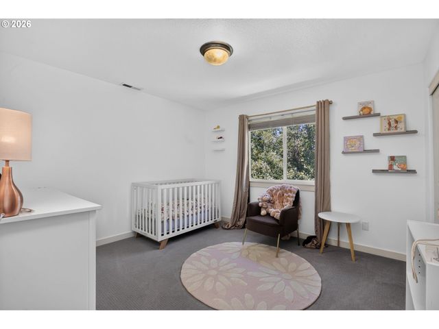 15213 Se PEBBLE BEACH Dr, Happy Valley, OR 97086