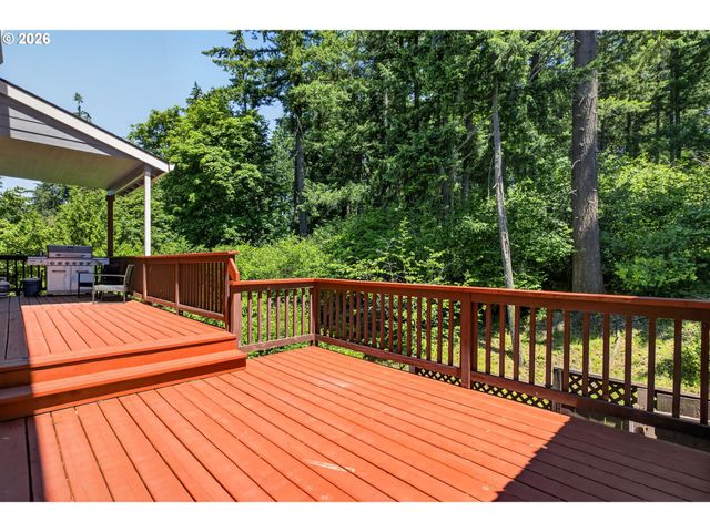 15213 Se PEBBLE BEACH Dr, Happy Valley, OR 97086