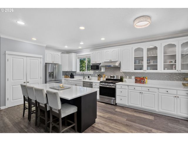 15213 Se PEBBLE BEACH Dr, Happy Valley, OR 97086