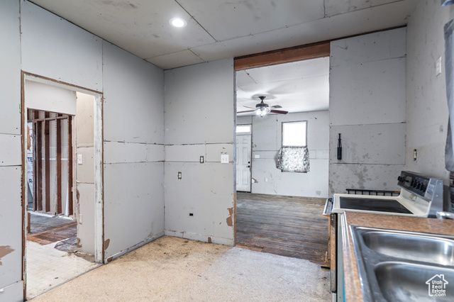 89 N 200 W, Salina, UT 84654