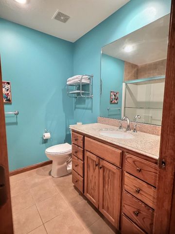 1811 W Village Lane, Springfield, MO 65807