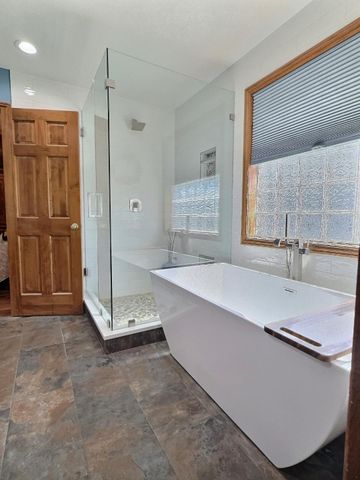 1811 W Village Lane, Springfield, MO 65807