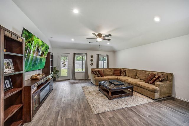 25038 Lindsey Lane, Magnolia, TX 77354