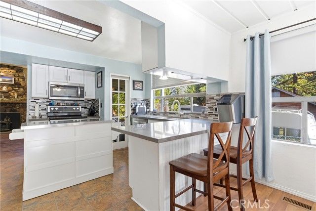 5652 Sycamore, Wrightwood, CA 92397