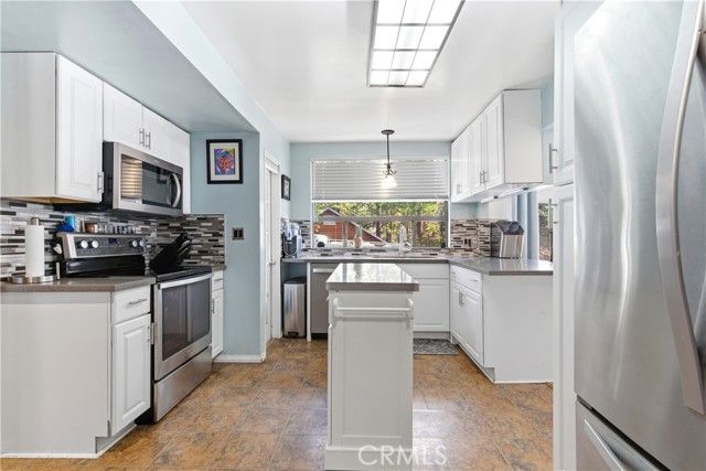 5652 Sycamore, Wrightwood, CA 92397