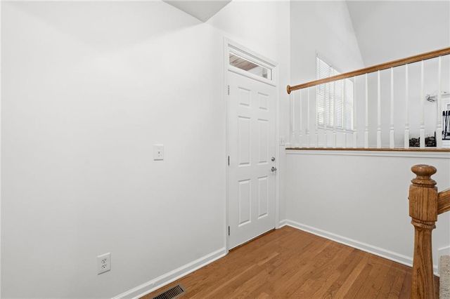 432 Barrel Way, Ball Ground, GA 30107