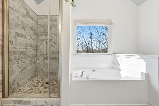 432 Barrel Way, Ball Ground, GA 30107