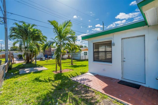 1820 NW 35th Ter, Lauderhill, FL 33311