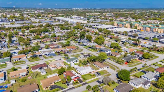 1820 NW 35th Ter, Lauderhill, FL 33311