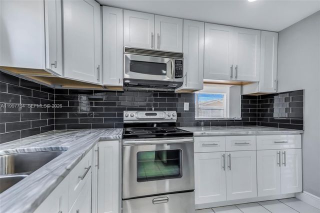 1820 NW 35th Ter, Lauderhill, FL 33311