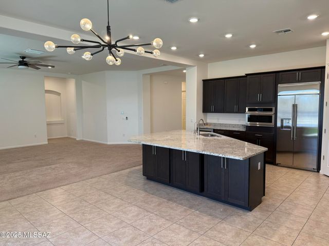 1646 W Aristides Street, Tucson, AZ 85704