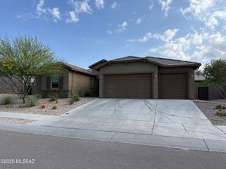 1646 W Aristides Street, Tucson, AZ 85704