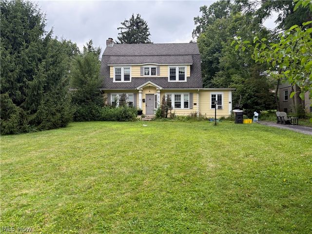 44 Forest Hill Road, Boardman, OH 44512