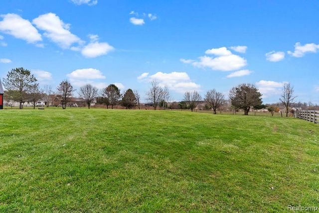 7200 E Potter Road, Davison, MI 48423