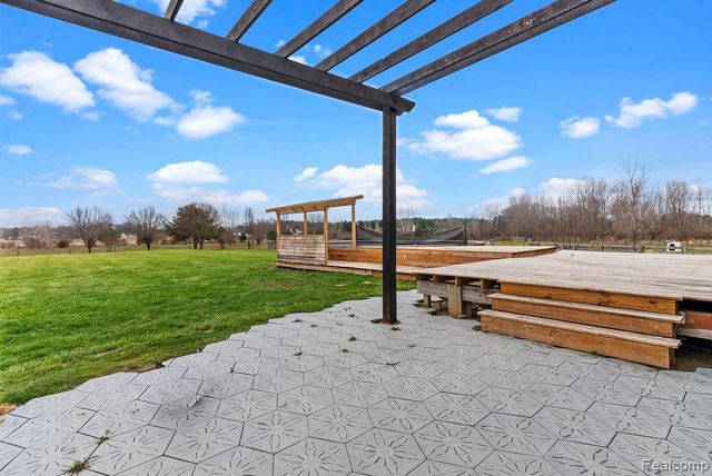 7200 E Potter Road, Davison, MI 48423