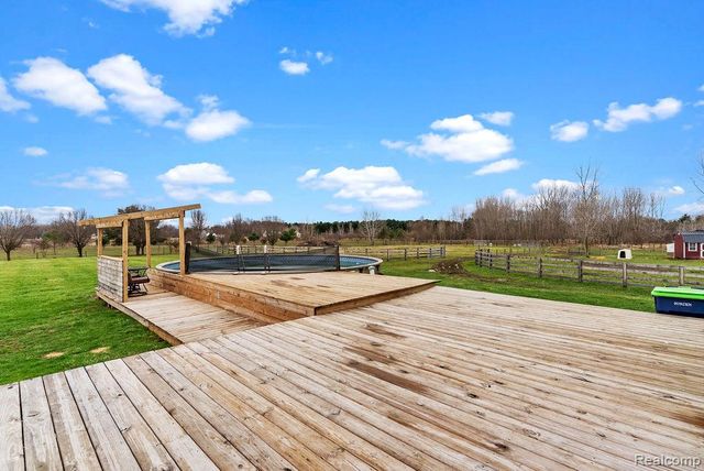 7200 E Potter Road, Davison, MI 48423