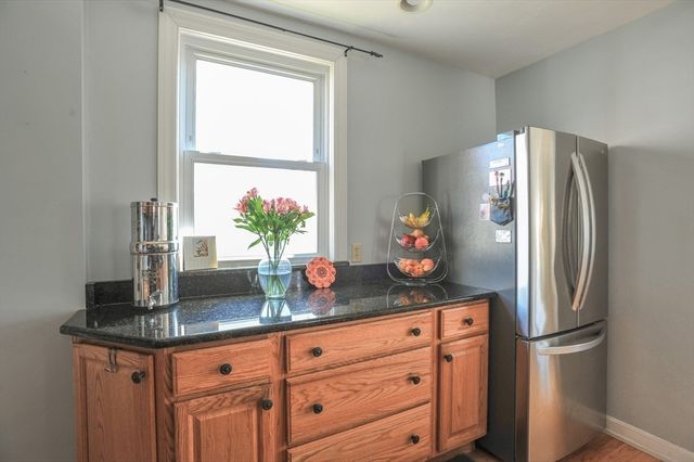 12 L Street, Hull, MA 02045