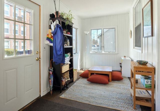 12 L Street, Hull, MA 02045