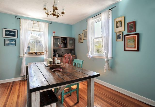 12 L Street, Hull, MA 02045
