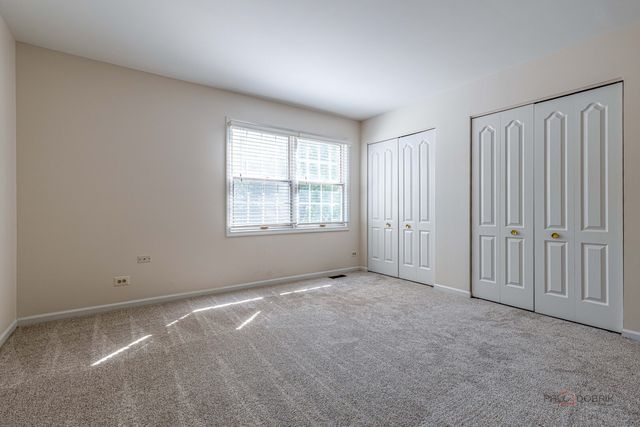 623 CHERBOURG Court N, Buffalo Grove, IL 60089