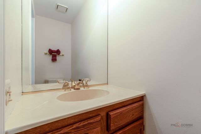 623 CHERBOURG Court N, Buffalo Grove, IL 60089