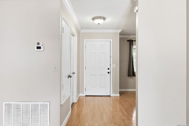 8411 Aristotle, Universal City, TX 78148