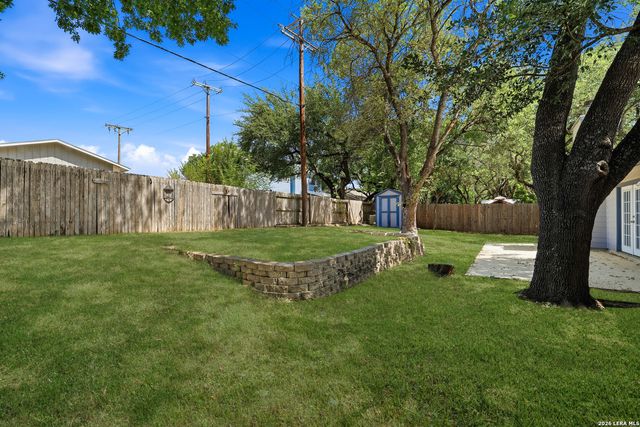 8411 Aristotle, Universal City, TX 78148