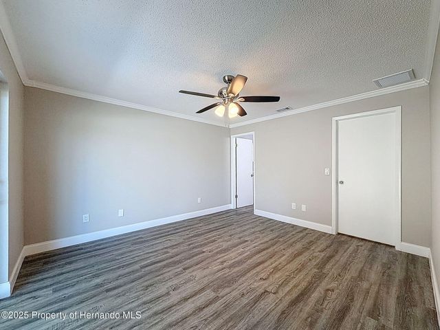 23015 Mayfair Road, Land O'lakes, FL 34639