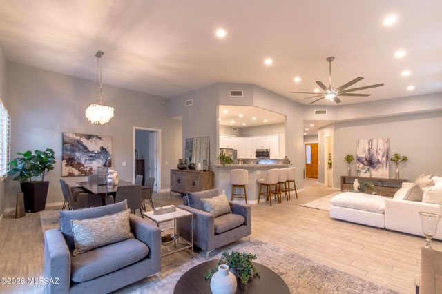 2615 E Corta Dei Fiori, Tucson, AZ 85718