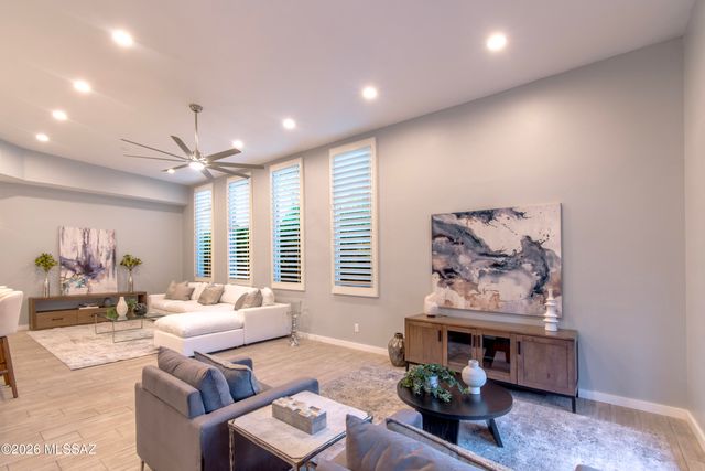 2615 E Corta Dei Fiori, Tucson, AZ 85718