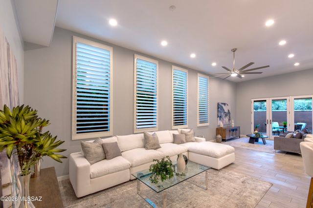 2615 E Corta Dei Fiori, Tucson, AZ 85718