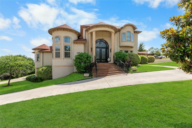 1373 Overlook Circle, Cedar Hill, TX 75104